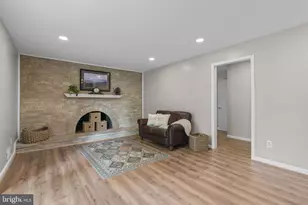 9206 Mellenbrook Rd, Columbia, MD 21045 - Photo 13