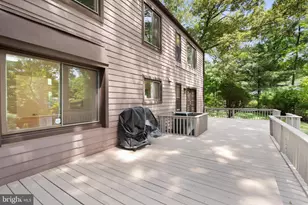 10325 Sixpence Cir, Columbia, MD 21044 - Photo 33