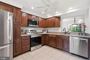 10893 Olde Woods Way, Columbia, MD 21044 - Photo 15