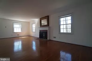 8602 Chapel Rd, Ellicott City, MD 21043 - Photo 3