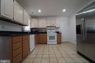 8602 Chapel Rd, Ellicott City, MD 21043 - Photo 7