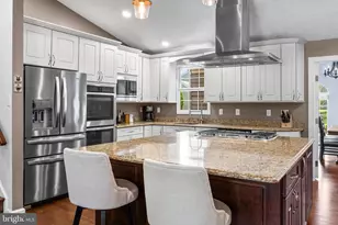 6055 Adcock Ln, Hanover, MD 21076 - Photo 11