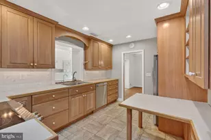 3029 Ramblewood Rd, Ellicott City, MD 21042 - Photo 7