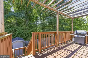 8204 Wellington Pl, Jessup, MD 20794 - Photo 7