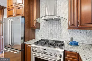4833 Ellicott Woods Ln, Ellicott City, MD 21043 - Photo 17