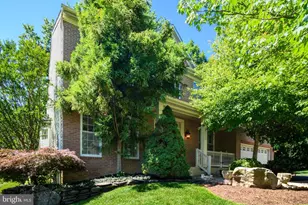 4833 Ellicott Woods Ln, Ellicott City, MD 21043 - Photo 3