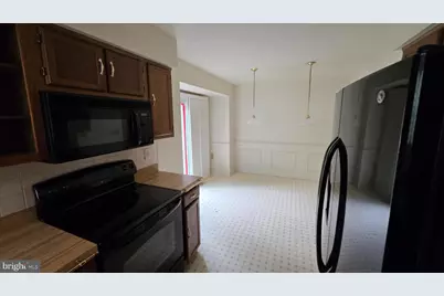 8126 Wooded Glen Court, Ellicott City, MD 21043 - Photo 5