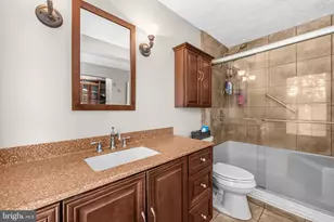 10924 Beech Creek Dr, Columbia, MD 21044 - Photo 23