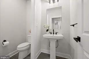 7691 Cross Creek Dr, Columbia, MD 21044 - Photo 17