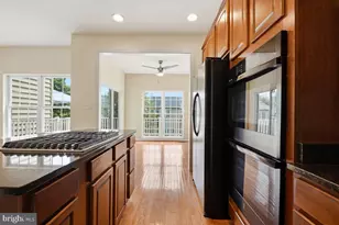 8910 Dawson Manor Dr, Ellicott City, MD 21043 - Photo 15