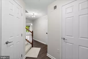 9505 Liverpool Ln, Ellicott City, MD 21042 - Photo 3
