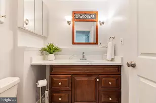 8197 Lincoln Dr, Jessup, MD 20794 - Photo 19