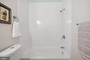 8827 Hayshed Ln, Columbia, MD 21045 - Photo 29