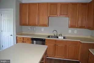 7082 Water Oak Rd, Elkridge, MD 21075 - Photo 5