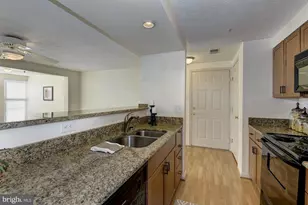 6320 Bayberry Ct, Elkridge, MD 21075 - Photo 13