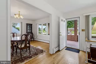 2901 Chestnut Hill Dr, Ellicott City, MD 21043 - Photo 9