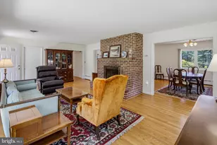 2901 Chestnut Hill Dr, Ellicott City, MD 21043 - Photo 9