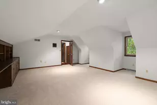 10054 Green Clover Dr, Ellicott City, MD 21042 - Photo 27