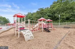 8155 Cyprus Cedar Ln, Ellicott City, MD 21043 - Photo 37