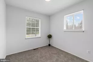 9500 Cissell Ave, Laurel, MD 20723 - Photo 17