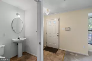 8813 Evermore Ct, Laurel, MD 20723 - Photo 7