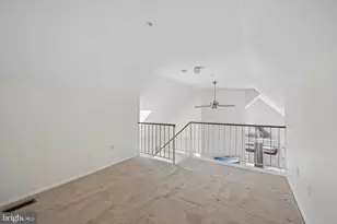 7649 Stony Creek Ln, Ellicott City, MD 21043 - Photo 15
