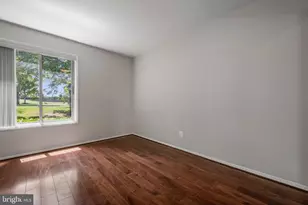 10850 Green Mountain Cir, Columbia, MD 21044 - Photo 13