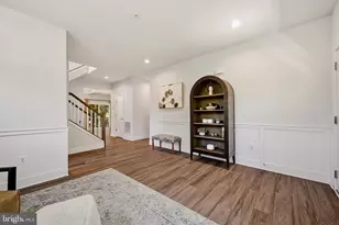 4874 Avoca Ave, Ellicott City, MD 21043 - Photo 9