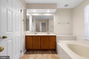 8747 Birkenhead Ct NE, Laurel, MD 20723 - Photo 17