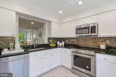 8414 Oak Bush Terrace, Columbia, MD 21045 - Photo 3