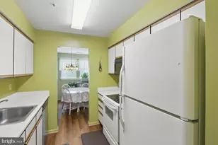 8585 Falls Run Rd, Ellicott City, MD 21043 - Photo 9
