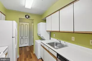 8585 Falls Run Rd, Ellicott City, MD 21043 - Photo 7