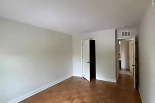 10850 Green Mountain Cir, Columbia, MD 21044 - Photo 13