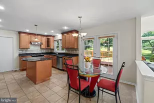10228 Tuscany Rd, Ellicott City, MD 21042 - Photo 9