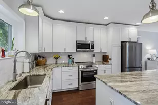 9242 Spring Valley Rd, Ellicott City, MD 21043 - Photo 7