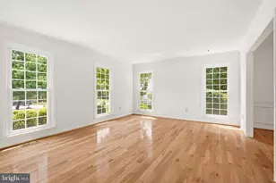 10209 Lawnmarket Ct, Ellicott City, MD 21042 - Photo 9