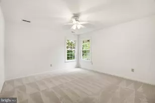 10209 Lawnmarket Ct, Ellicott City, MD 21042 - Photo 33