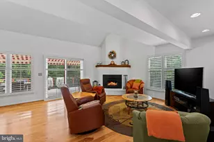 10821 Braeburn Rd, Columbia, MD 21044 - Photo 9