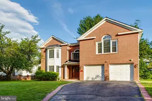 4309 Temora Manor Ln, Ellicott City, MD 21042 - Photo 3