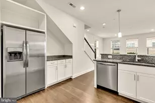 7551 Crowley St, Hanover, MD 21076 - Photo 13