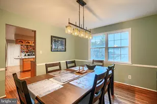 10048 Century Dr, Ellicott City, MD 21042 - Photo 9