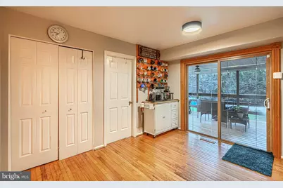 10048 Century Drive, Ellicott City, MD 21042 - Photo 15
