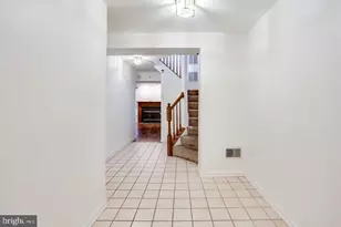 6212 Briar Ct, Elkridge, MD 21075 - Photo 3