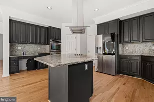 11123 Willow Green Way, Marriottsville, MD 21104 - Photo 15
