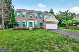 9938 Timberknoll Ln, Ellicott City, MD 21042 - Photo 1