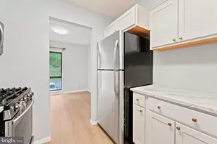 6003 Majors Ln, Columbia, MD 21045 - Photo 5