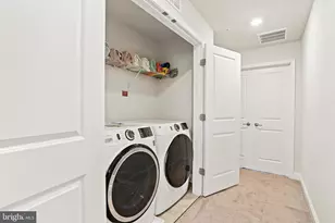 8164 Trotters Chase, Ellicott City, MD 21043 - Photo 11