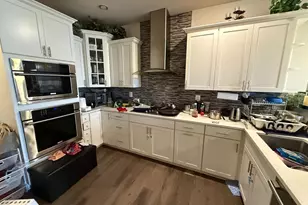 7079 Banbury Dr, Hanover, MD 21076 - Photo 5