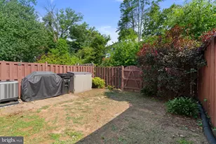 5460 Gloucester Rd, Columbia, MD 21044 - Photo 37