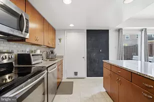 5460 Gloucester Rd, Columbia, MD 21044 - Photo 19